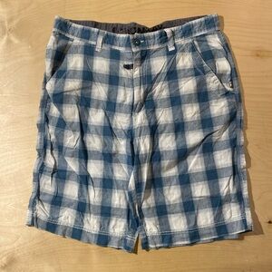 Union Bay Blue and White Checkered Men's Shorts 36 (OX)